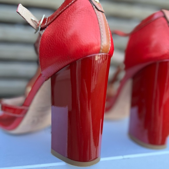 Dolce & Gabbana red leather sandals block heels - Picture 7 of 12